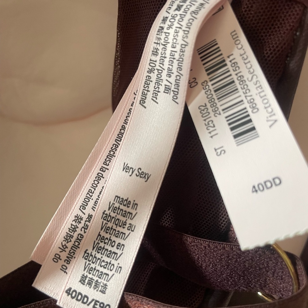 Victoria’s Secret Faux Leather Burgundy Brown Push Up Bra, Very Sexy, Size 40DD - Picture 5 of 5
